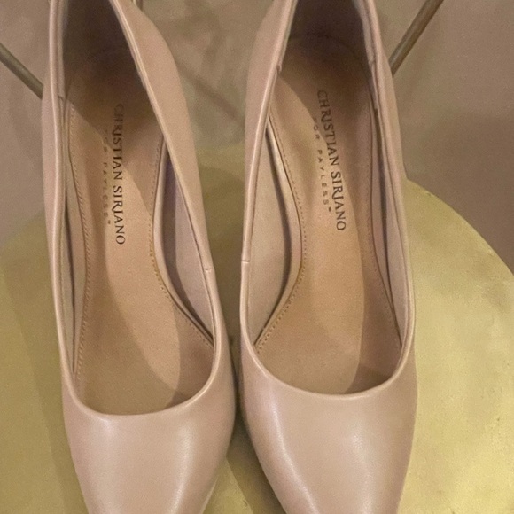 Christian Siriano Nude Heels - Picture 4 of 6
